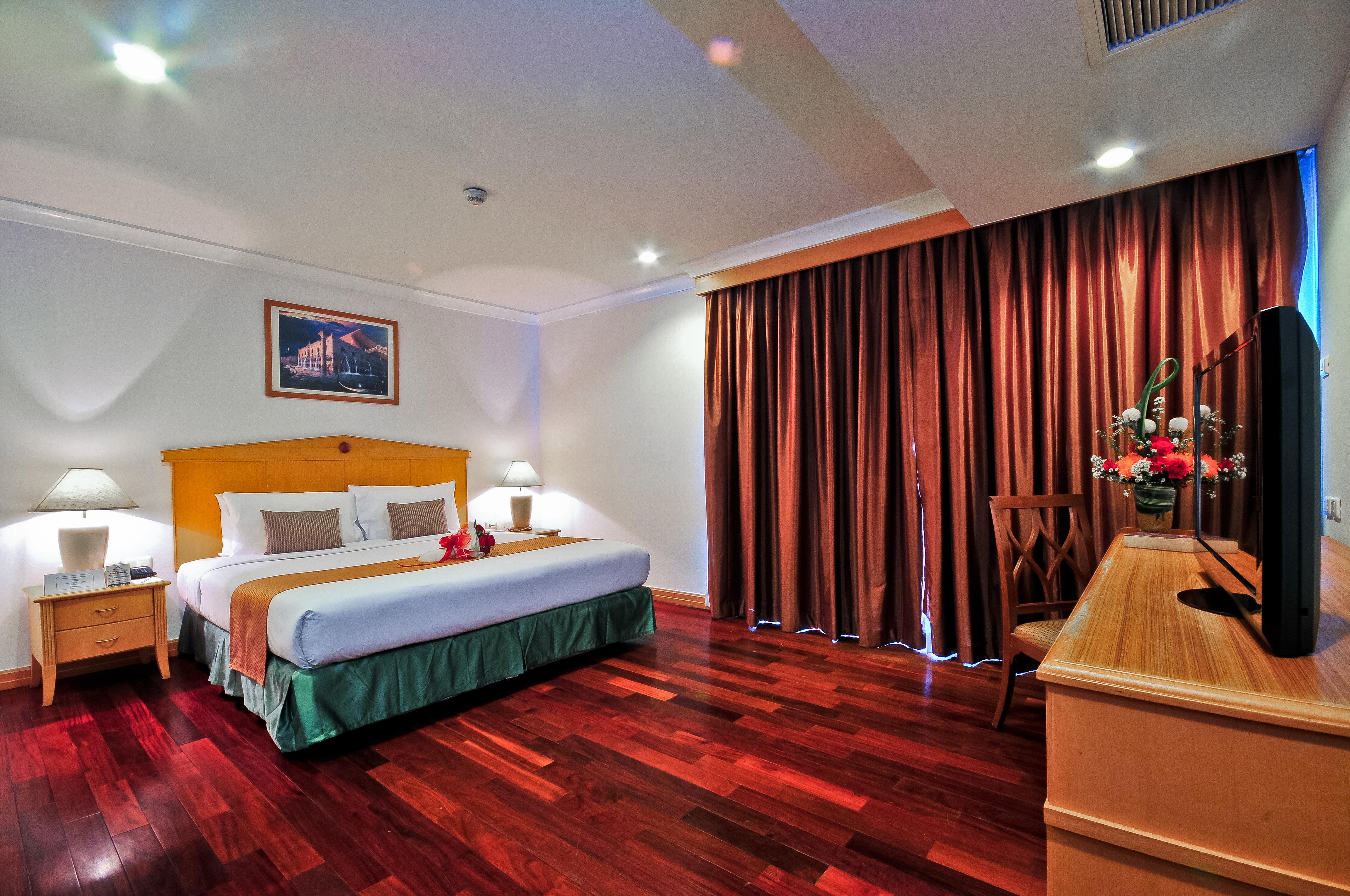 Admiral Suites Bangkok Szoba fotó