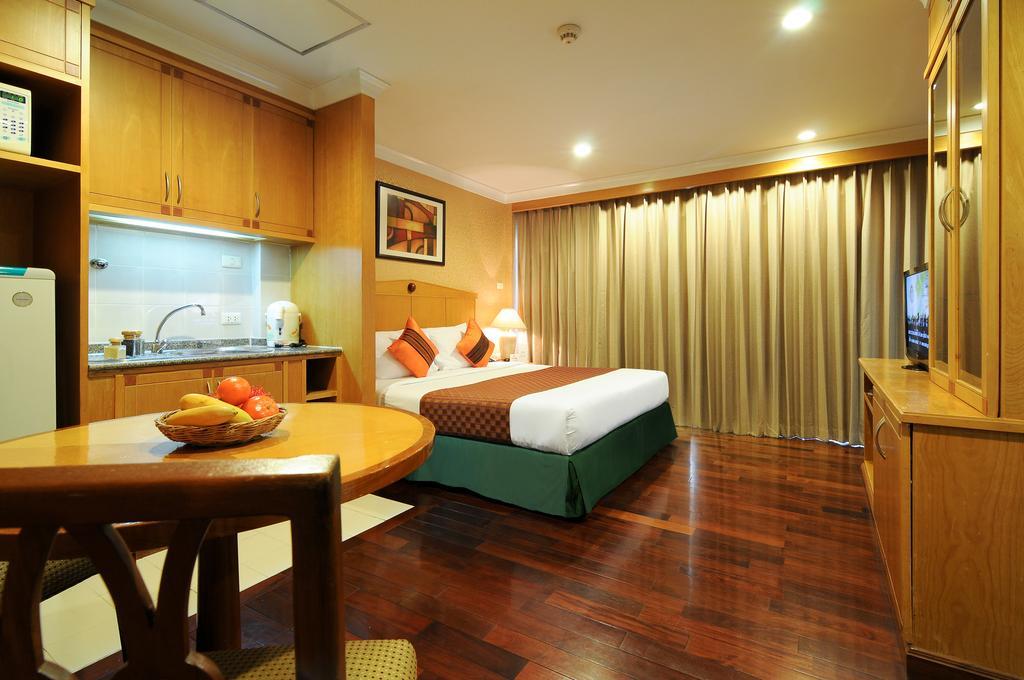 Admiral Suites Bangkok Szoba fotó